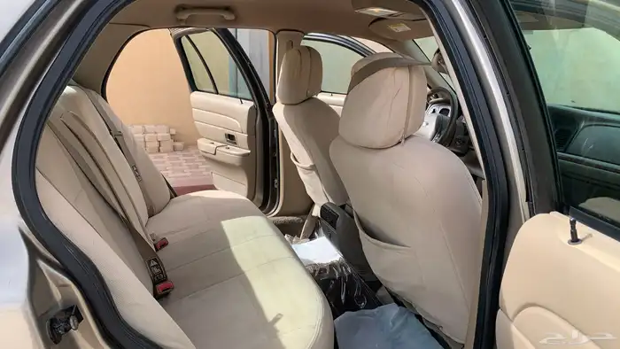 كراون فكتوريا 8