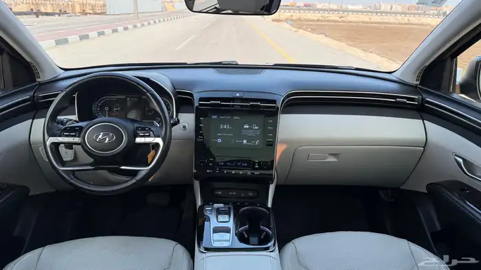 للبيع توسان 2022 بريميوم دبل - مكينه 2.5 21