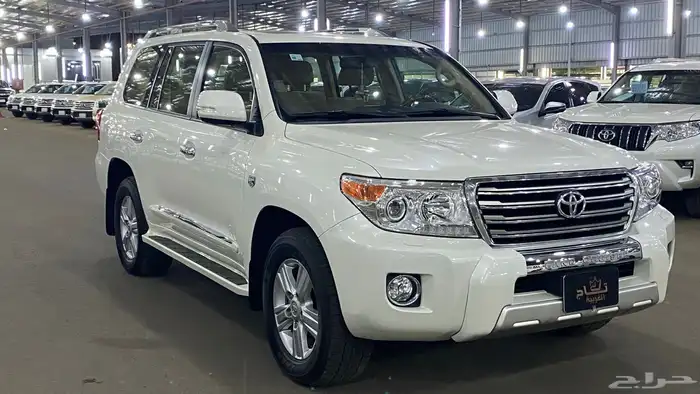 جيب لاندكروزر 2015 ستين عام 6