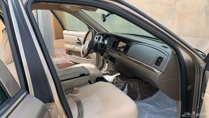 كراون فكتوريا 7