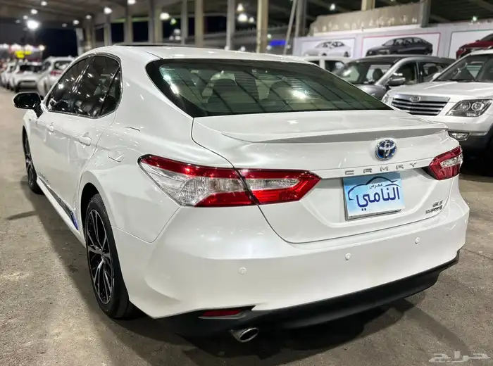 تويوتا كامري 2020  هايبرد GLE 4