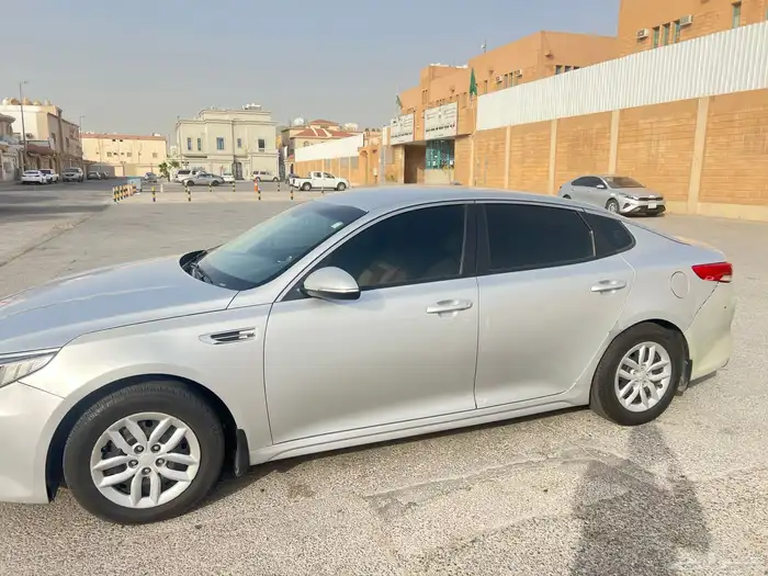 كيا اوبتيما ستاندر2018 10