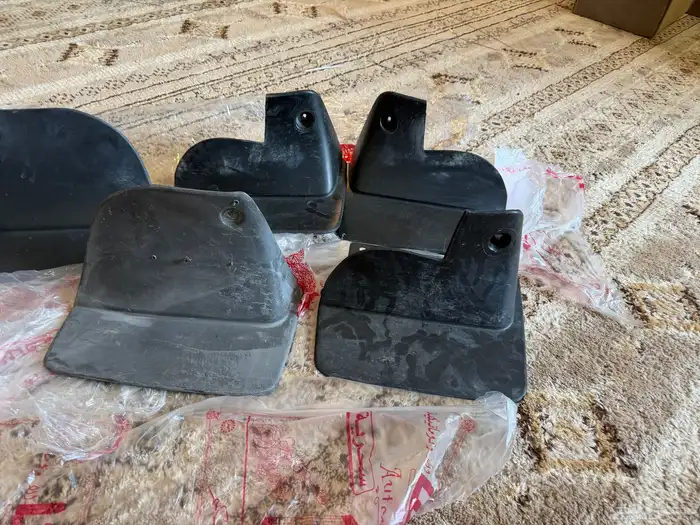 لاندكروزر اسلاك البواجي وكالة وسمعات فلتر  بشمعه 6