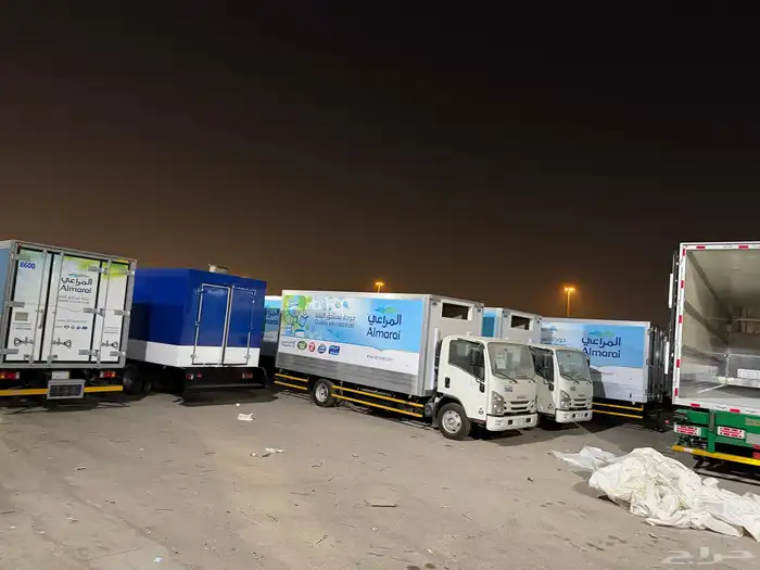 دعاية وإعلان طباعة استيكرات بنرات ستائر شاحنات 9