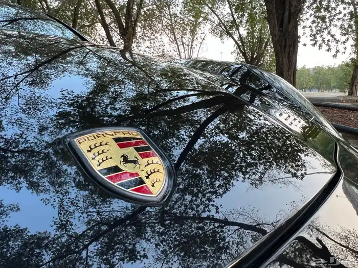 مخزن بورش باناميرا 4s 2012 عداد 54 الف كم فقط سماكو 79