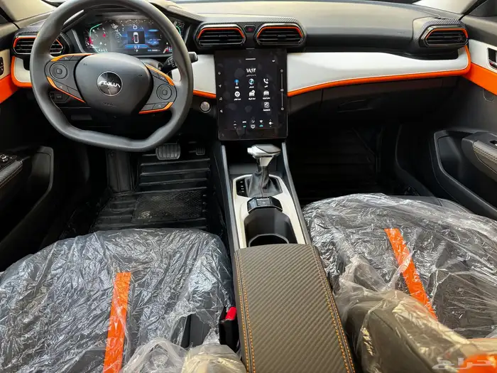 دونج فينج 2025 4