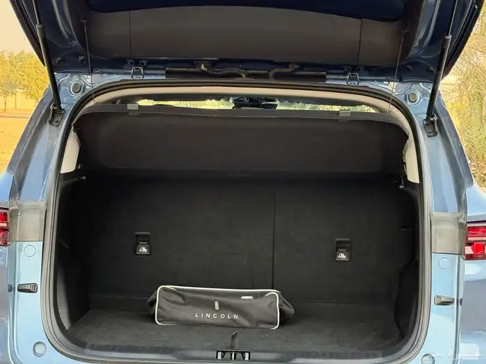 فورد تيريتوري 2024 8