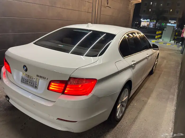 بي ام دبليو الفئة الخامسة 2