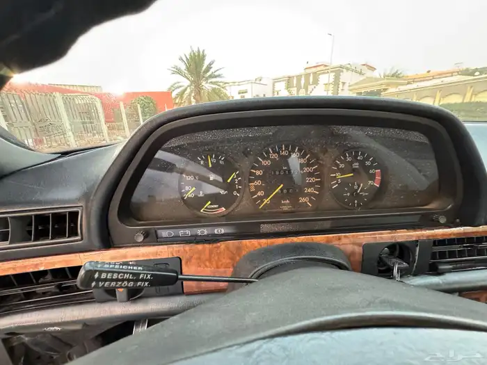 مرسيدس sec كوبيه 1982 5