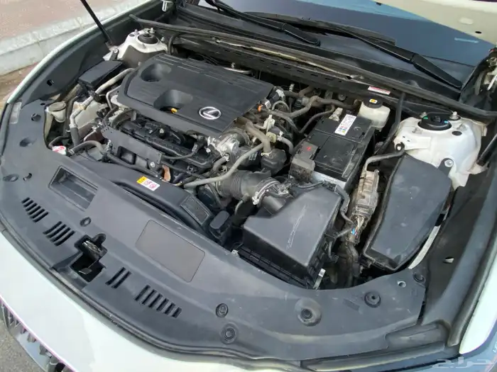 لكزس ES250 صيانات الشركه مالك واحد 54