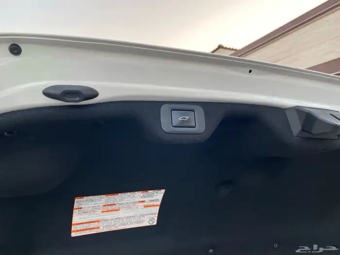 لكزس ES250 صيانات الشركه مالك واحد 39