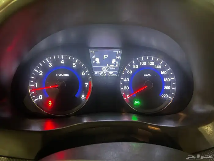 Hyundai أكسنت 2015 نضيفه وتنصفت للمستخدم 14