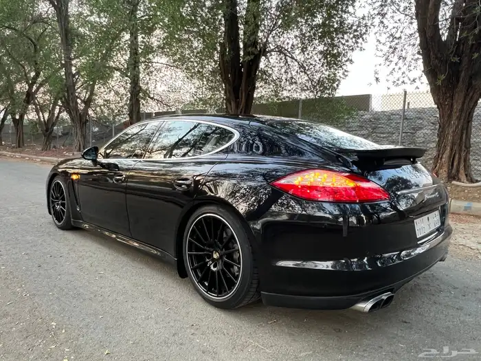 مخزن بورش باناميرا 4s 2012 عداد 54 الف كم فقط سماكو 6