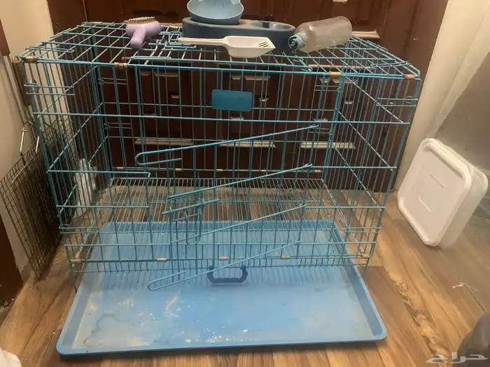 قفص قطط   مع بعض الاغراض 2