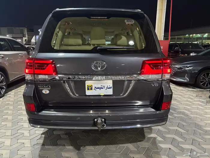 تويوتا لاندكروزر 2021 4