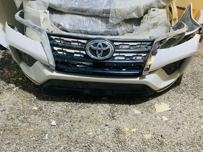 قدام فورشن 2018 إلى 2024 0