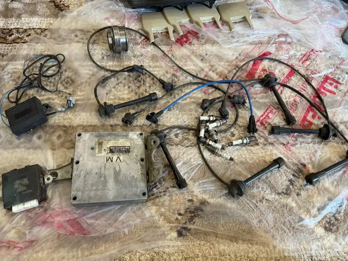 لاندكروزر اسلاك البواجي وكالة وسمعات فلتر  بشمعه 0