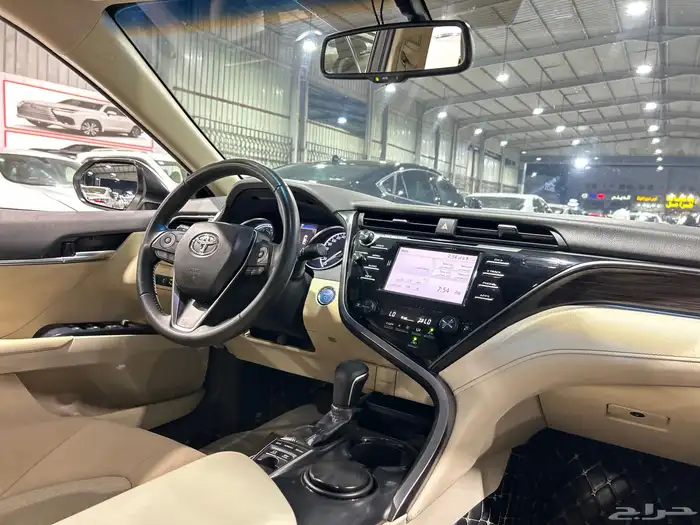 تويوتا كامري 2020  هايبرد GLE 14