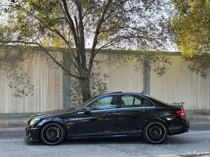 للبيع مرسيدس c63 2010 AMG 2
