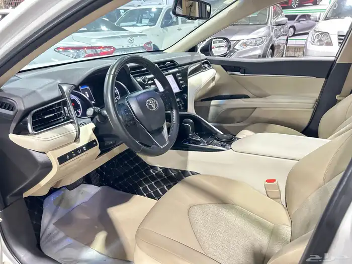 تويوتا كامري 2020  هايبرد GLE 9