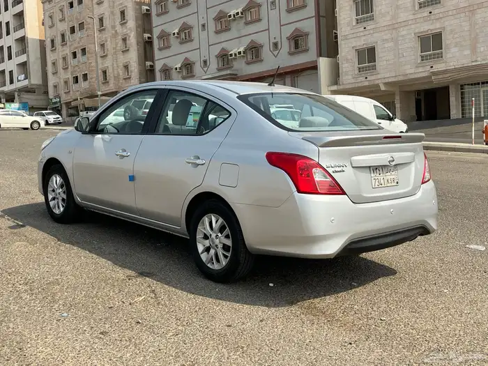 نيسان صني موديل 2023 4