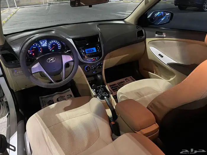 Hyundai أكسنت 2015 نضيفه وتنصفت للمستخدم 10