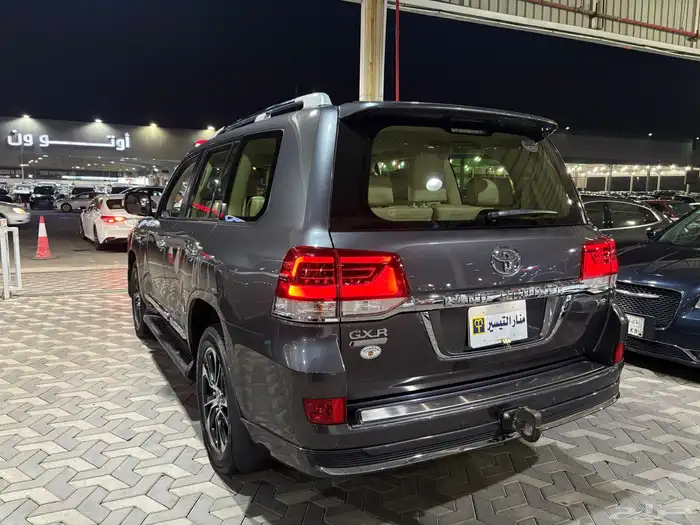 تويوتا لاندكروزر 2021 6