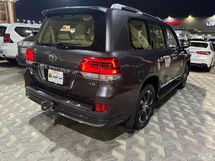 تويوتا لاندكروزر 2021 5