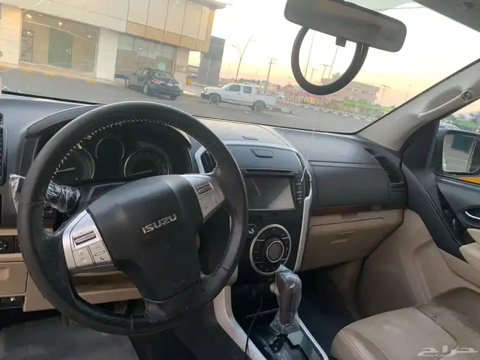 ام يواكس اسيزوز 2019 فل كامل 18