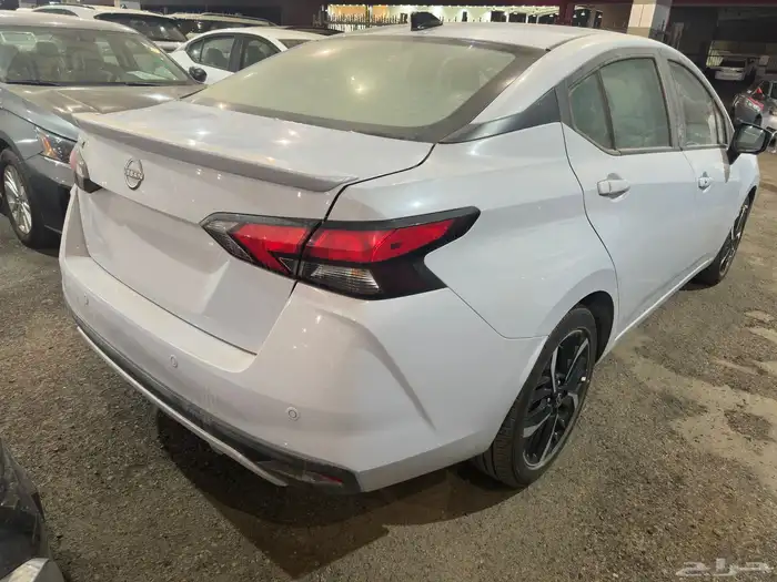 نيسان صني الشكل الجديد SL فل كامل 2024 ابيض فضي رصاصي فاتح 11