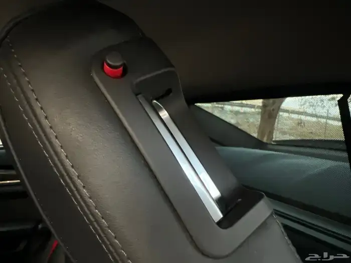 مخزن بورش باناميرا 4s 2012 عداد 54 الف كم فقط سماكو 68