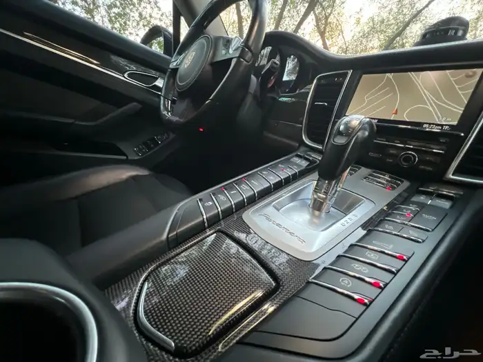 مخزن بورش باناميرا 4s 2012 عداد 54 الف كم فقط سماكو 22