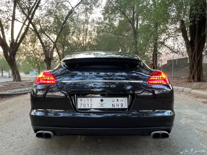 مخزن بورش باناميرا 4s 2012 عداد 54 الف كم فقط سماكو 92