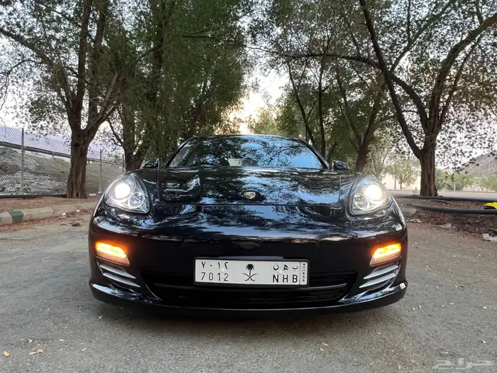 مخزن بورش باناميرا 4s 2012 عداد 54 الف كم فقط سماكو 1