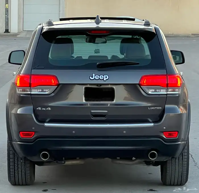 جيب شروكي 2014 فل سعودي 11