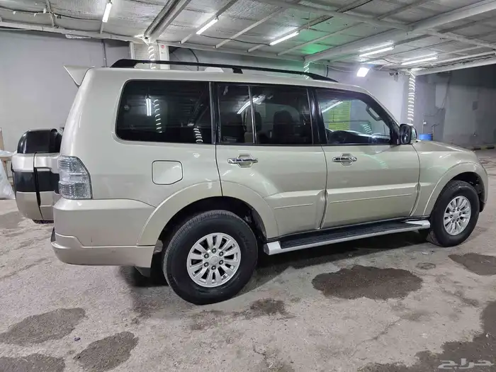 باجيرو 2015 نص فل دبل نضيف جدآ 9