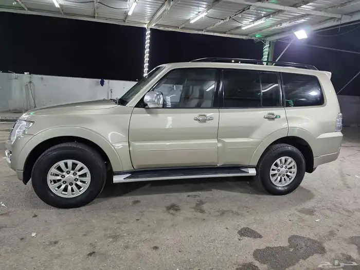 باجيرو 2015 نص فل دبل نضيف جدآ 5