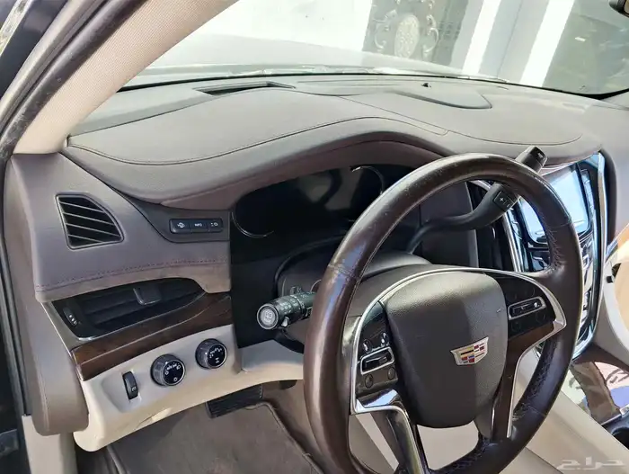 تنجيد قشرة طبلون اسكاليد فك لبرا بدون تضرر ديكورات والكهرباء 0