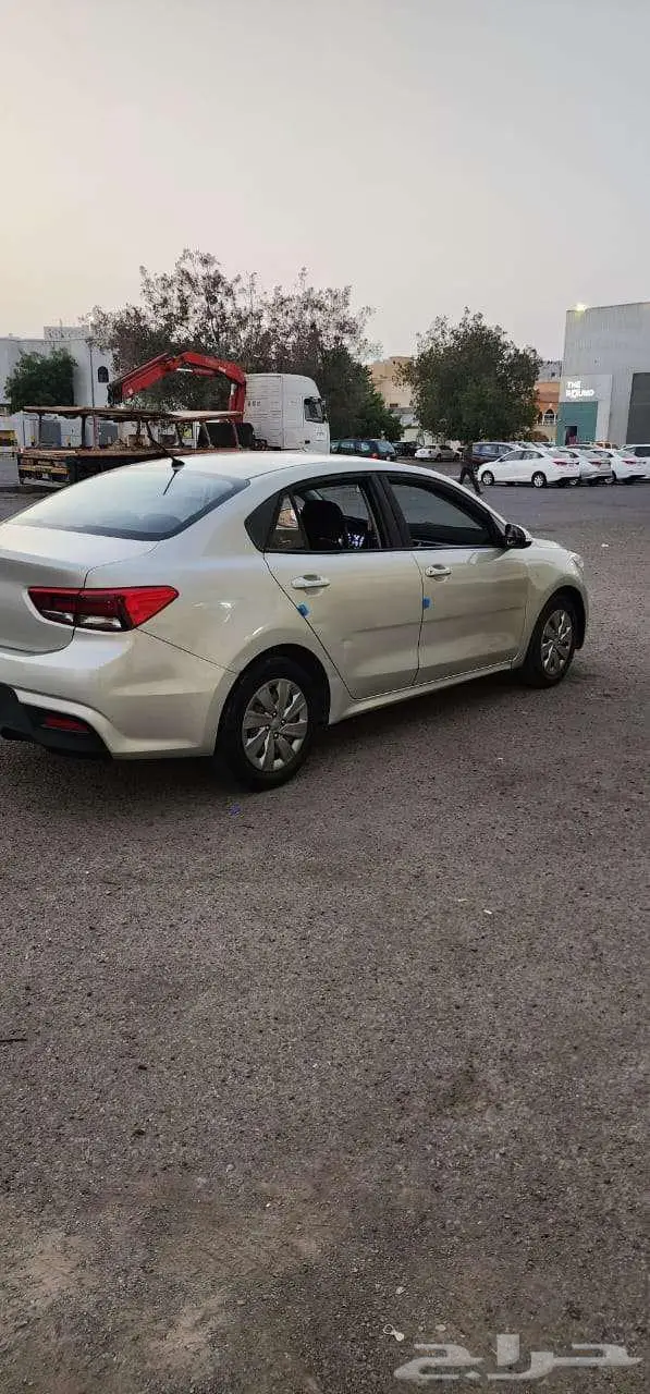 للبيع كيا ريو 2019 4