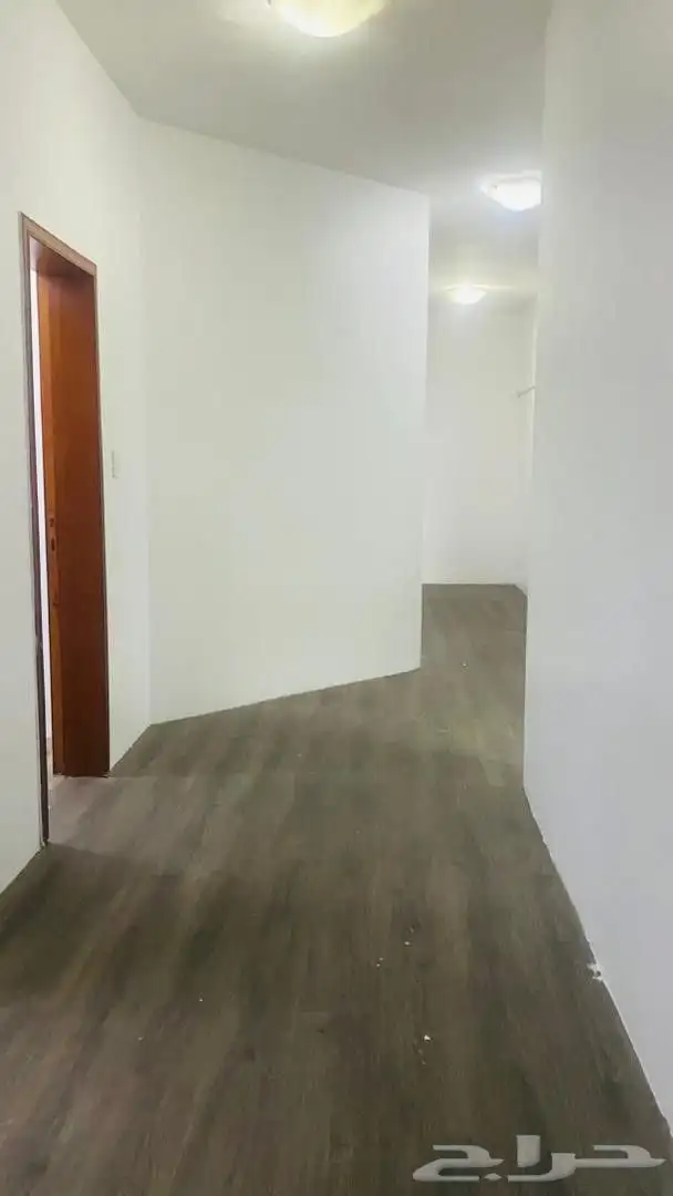 شقة للايجار بحي احد 71 ب 0