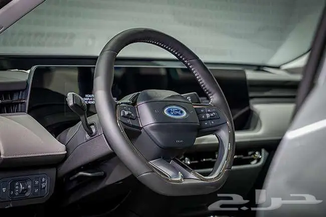 فورد تورس بفئات متعددة موديل 2026 4