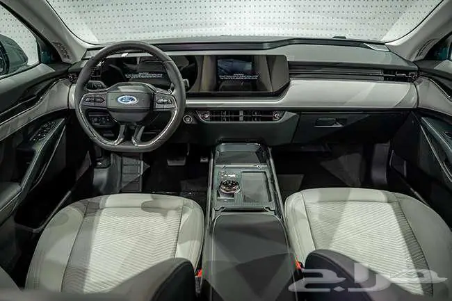 فورد تورس بفئات متعددة موديل 2026 5