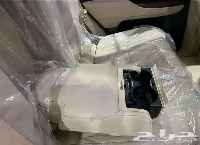 تويوتا جي اكس ار 4 2025 ابيض بنزين سعودي 11