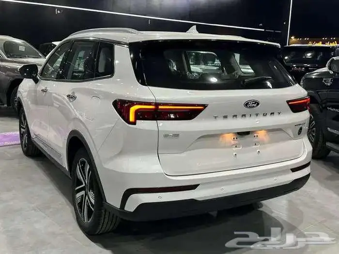 فورد تيريتوري تيتانيوم 2026 1