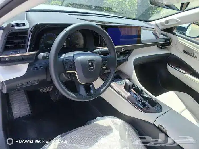 كروان بريميوم موديل 2025 هيبرد حبه فقط لون ابيض لؤلؤي 29