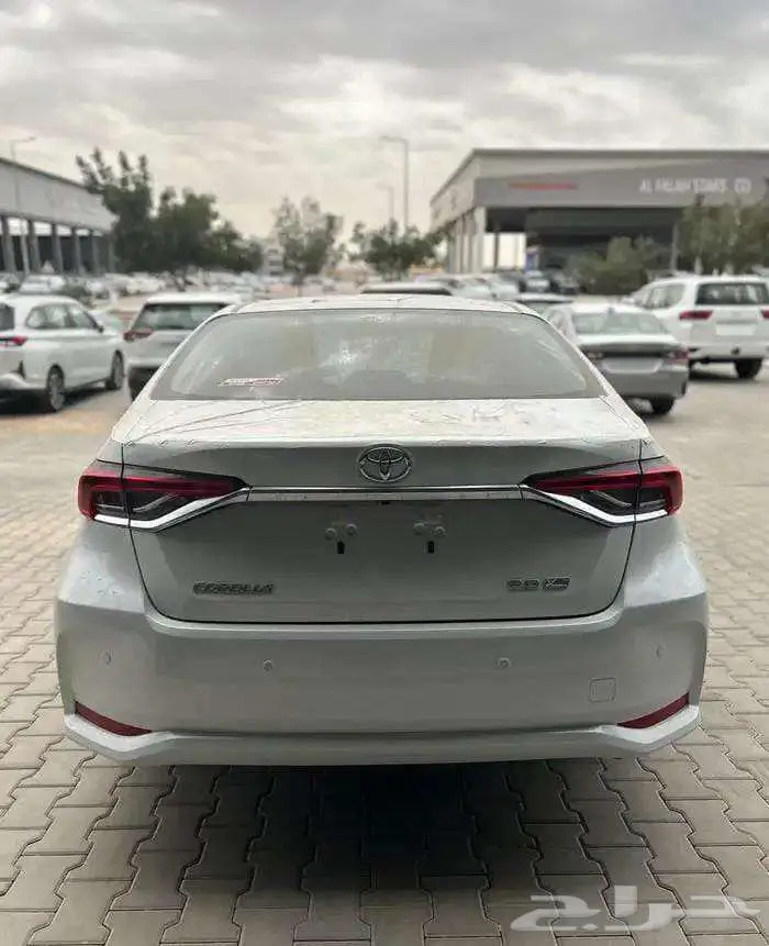 تويوتا كورولا XLi بنزين 2026 طيس 2.0 1