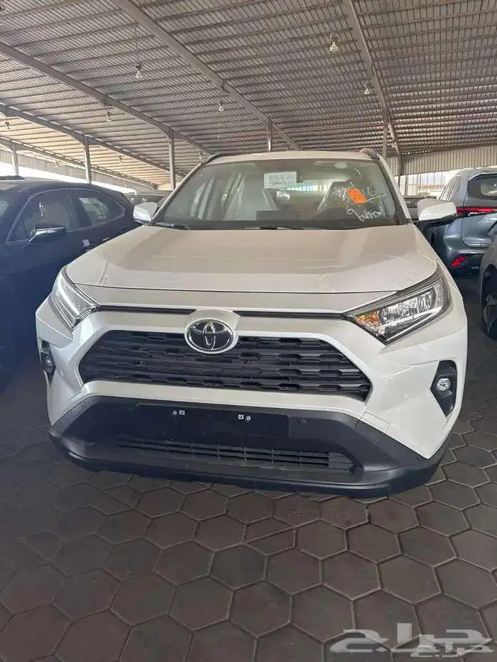 تويوتا راف فور XLE بنزين 2025 سعر 117470 1