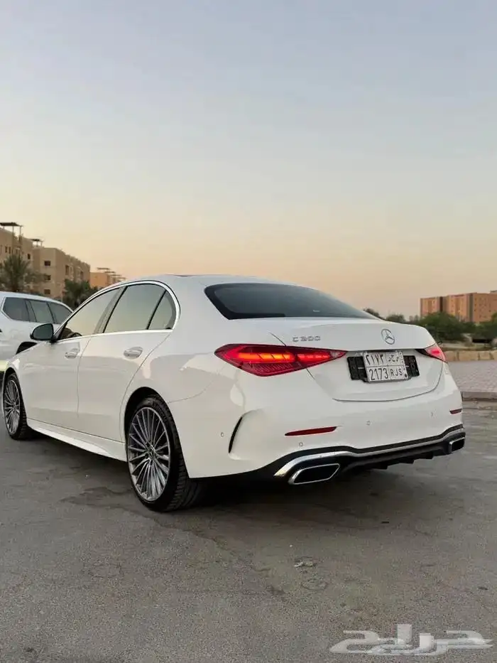 مرسيدس 2022 C300 AMG Line 5