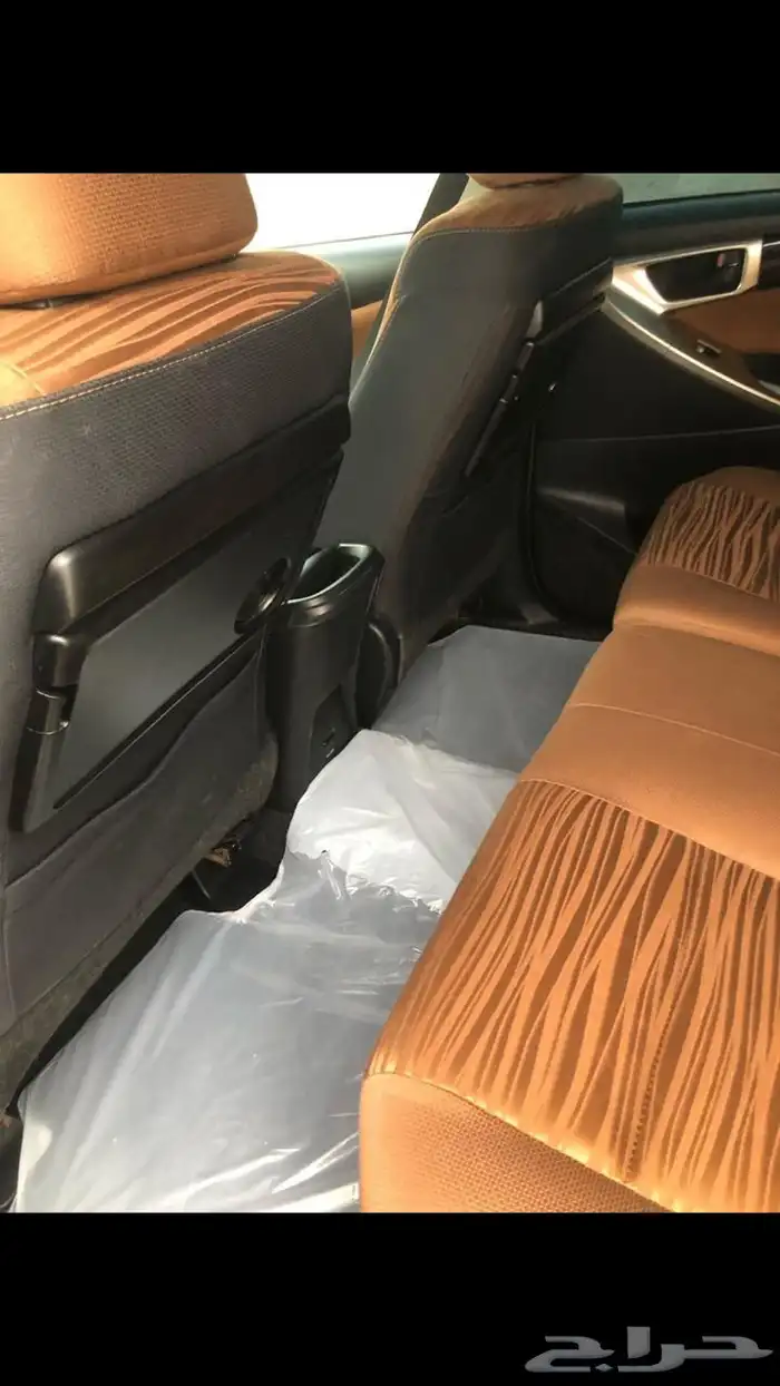 للبيع انوفا مخزن2019 18