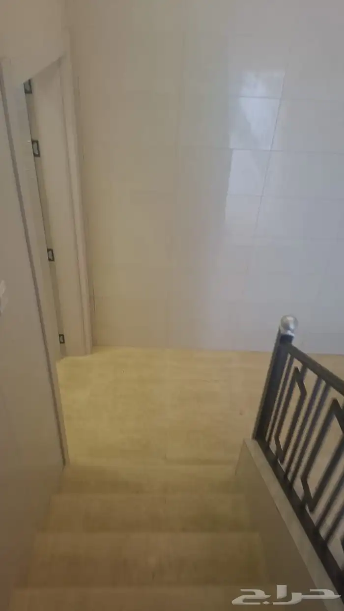 دور للبيع حي حمراء اسد بسعر 830 الف 2